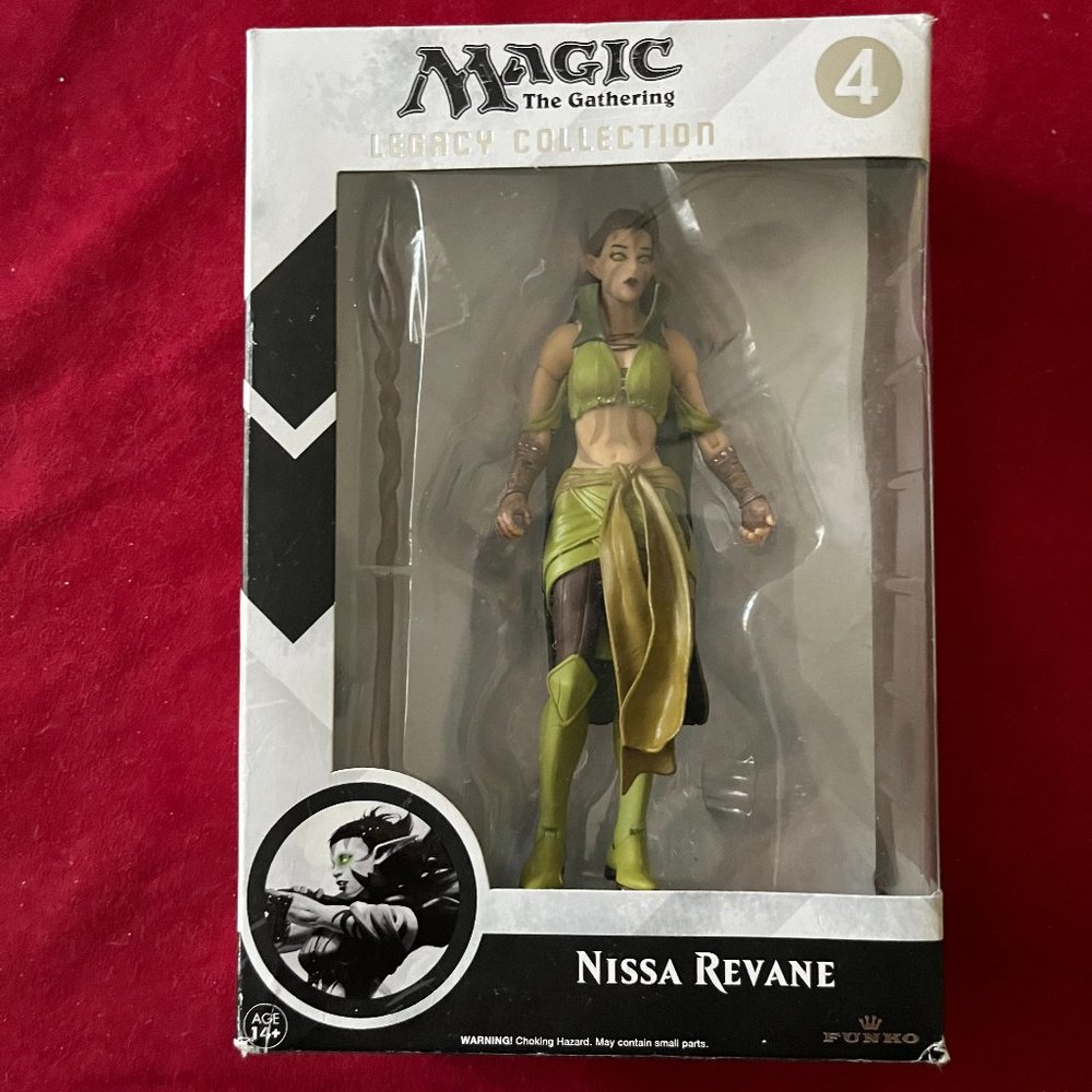 NWOT ‘Magic: The Gathering’ Legacy Action Figures Nissa Revane